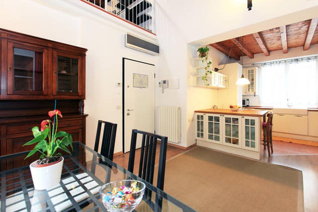 Navigli Downtown Cocco House Apartment Milan Room photo